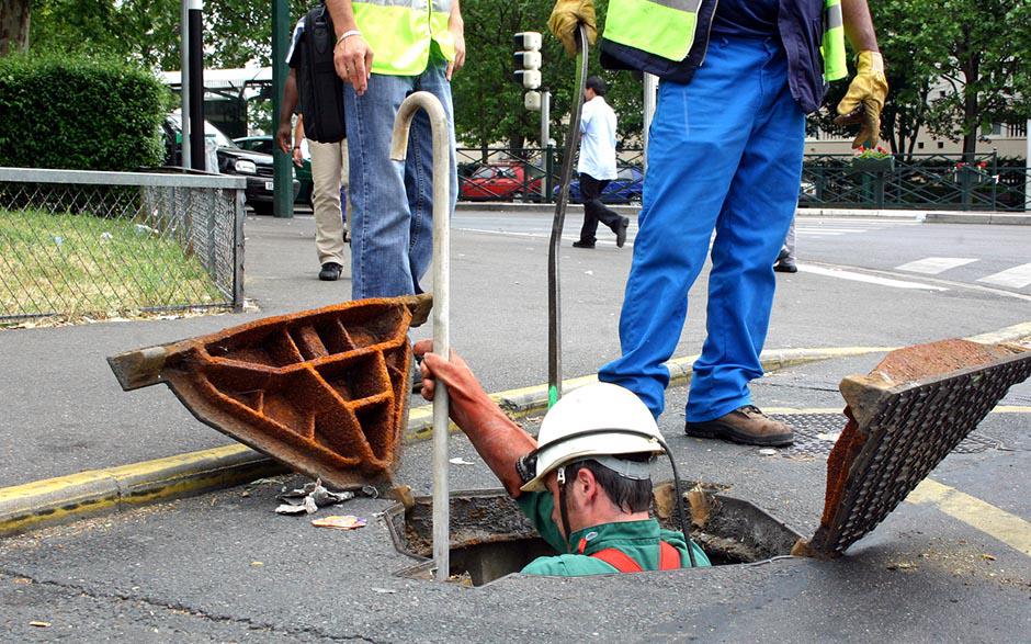 plombier déboucheur canalisation Paris 8